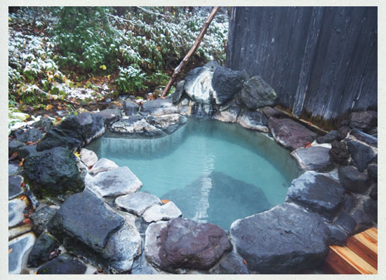 駒ヶ岳温泉／貸切露天風呂「岩の湯」